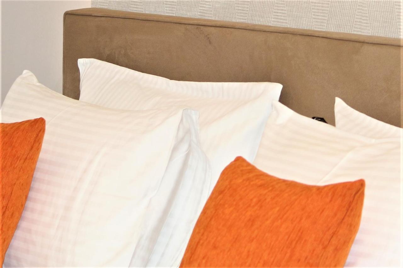 Aiolos Apartments Ermou 64 2Nd Floor Suites Атина Екстериор снимка